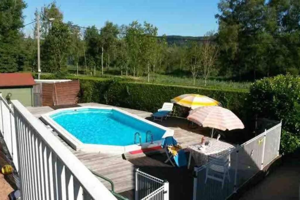 Maison/Gite Familial Dans Le Jura A 200M Du Lac Avec Piscine Privee Marigny  エクステリア 写真